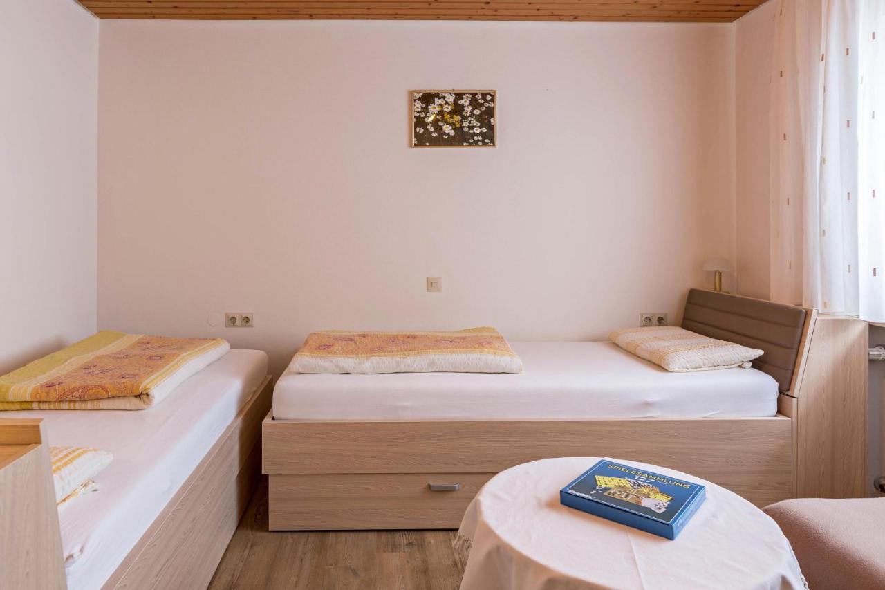 Ferienwohnung Gebhart Онинген Екстериор снимка